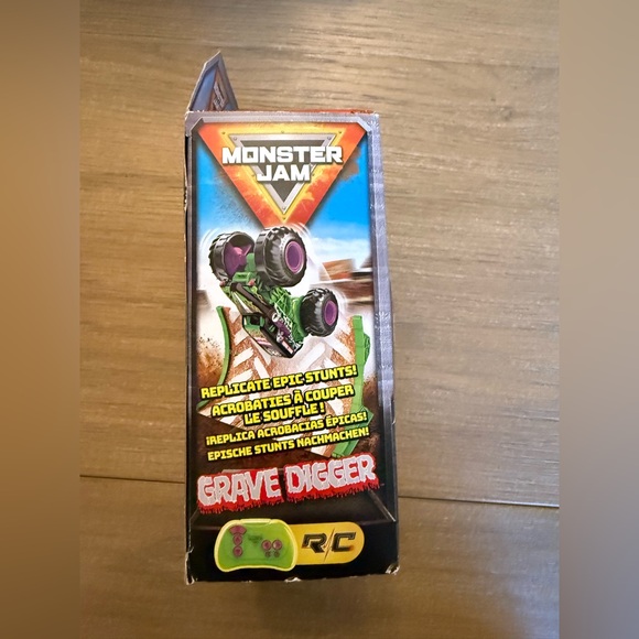 monster jame grave digger rc car unopened - Picture 3 of 4